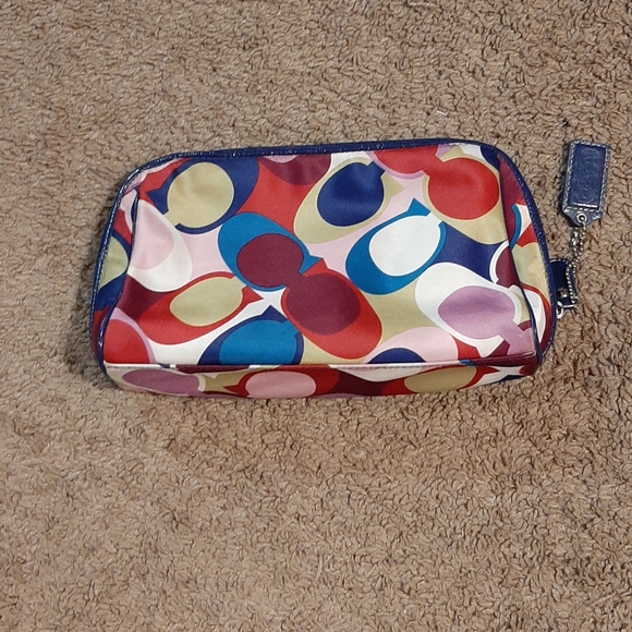 Coach Handbags - Coach make up bag Coach Handbags - Coach make up bag